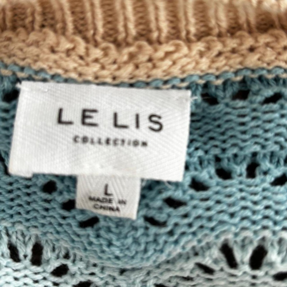 Le Lis Collection blue and tan striped knit sweater cropped long sleeve Size L - Picture 4 of 4